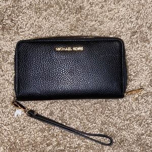 MK Black Jet Set Wallet
